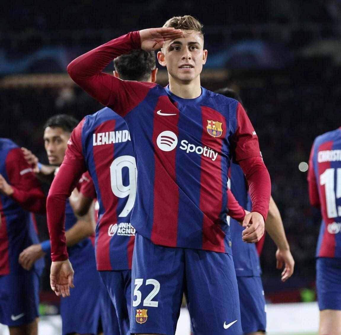 鉴赏伦勃朗的夜巡 鉴赏伦勃朗的夜巡